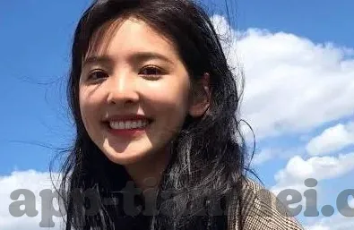 成人在线色情视频-成人在线色情视频，网络时代的隐忧与反思